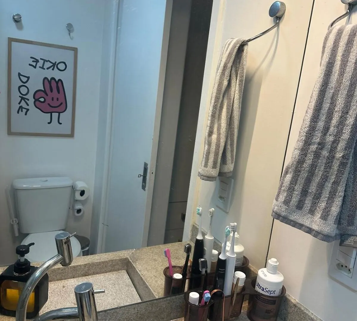 Apartamento Com Banheira Em Area Boemia De Florianópolis